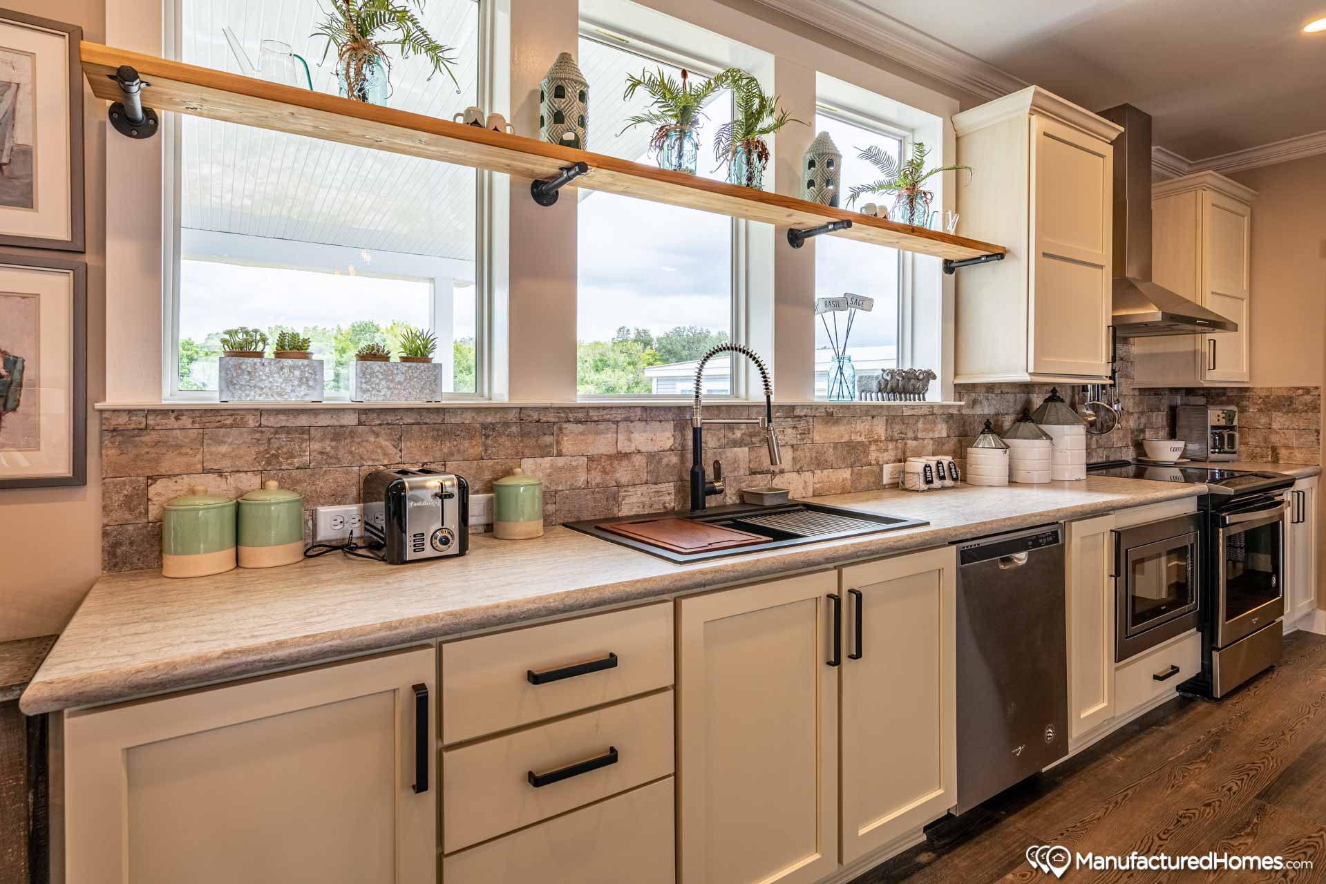 Timberland Estate Farmhouse LS30764A by Palm Harbor Homes Palm Harbor